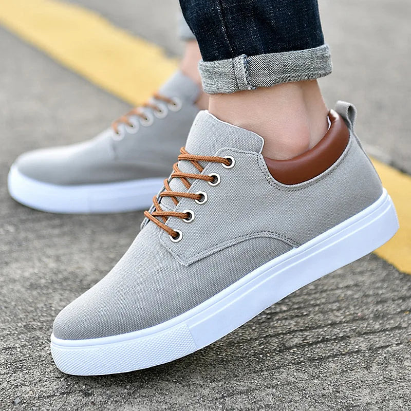 Fashionable Casual Sneakers Made of Canvas